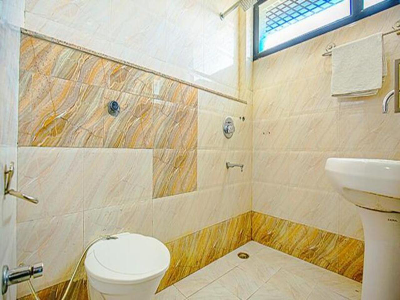 Hotel Ess Pee Grand by FabHotels