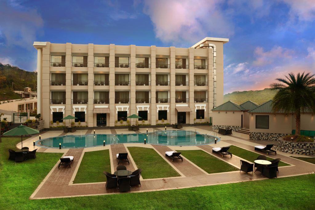 Golden Tulip Chandigarh Panchkula