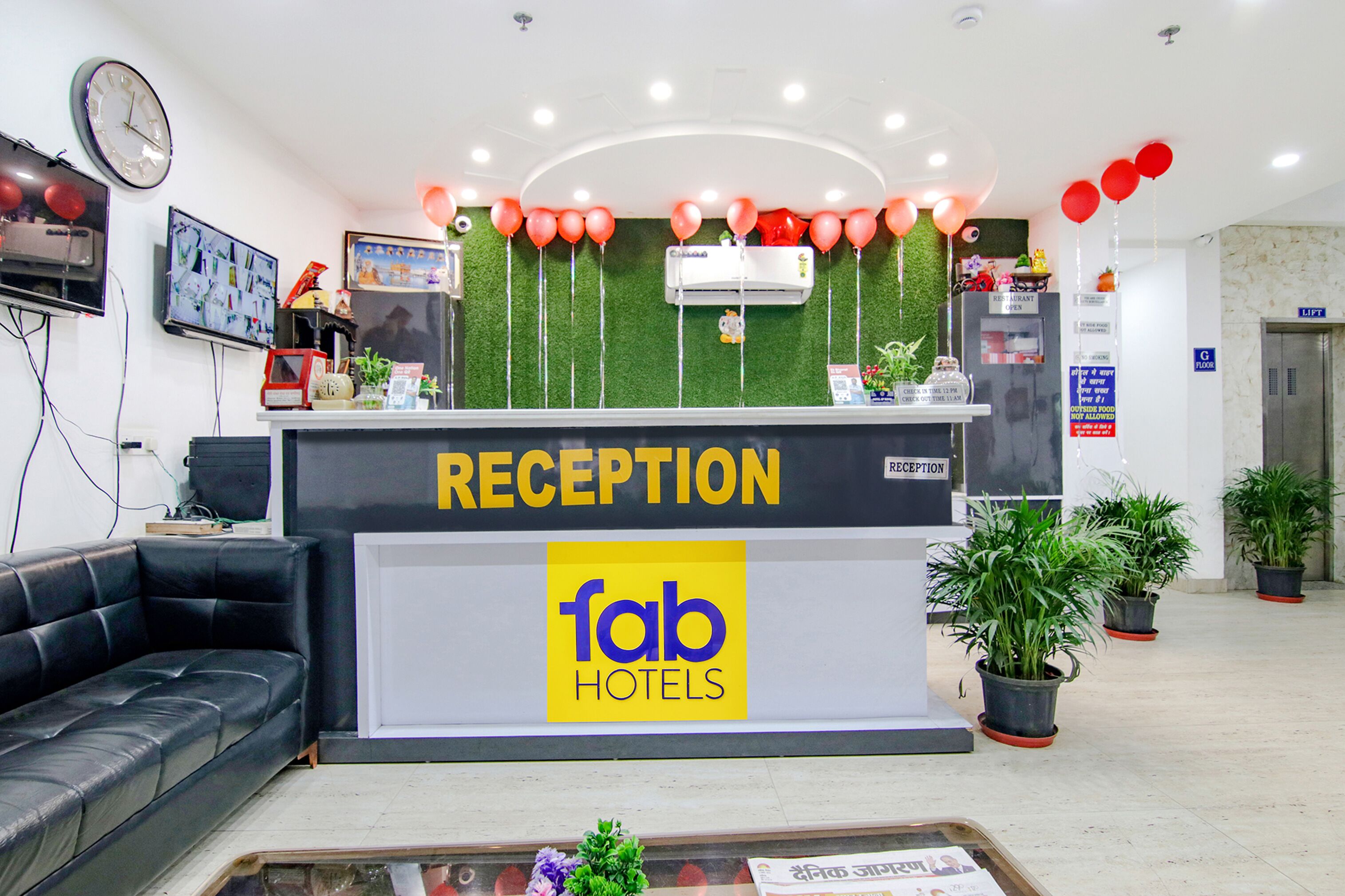 Gp Royal by FabHotel