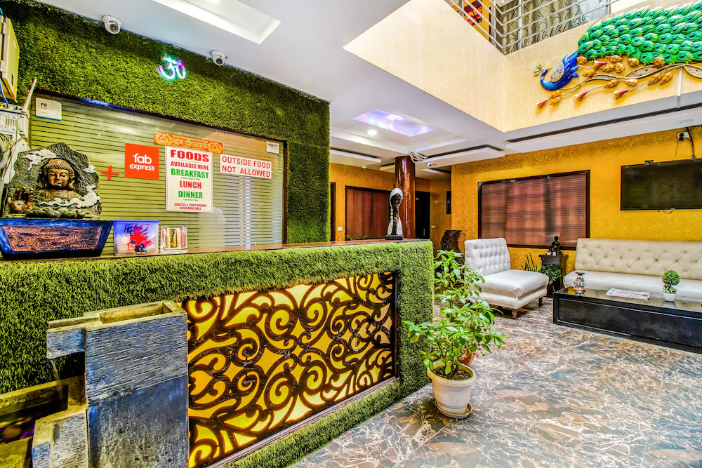 Grand Inn by Fab Hotels