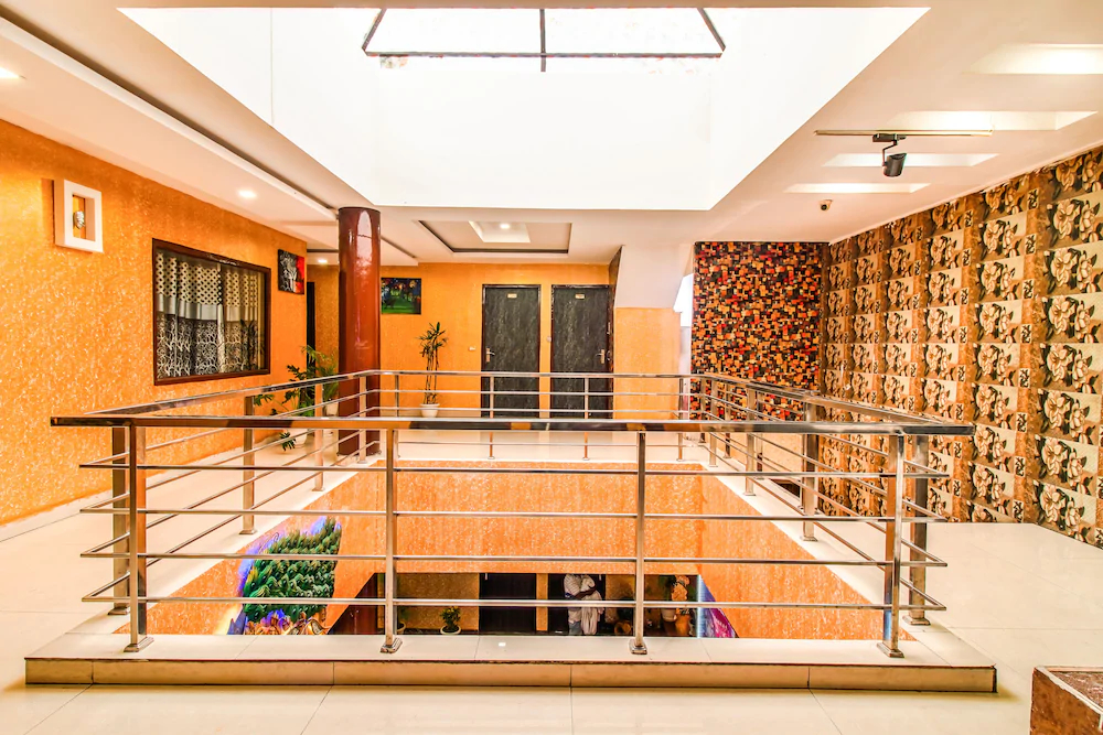 Grand Inn by Fab Hotels