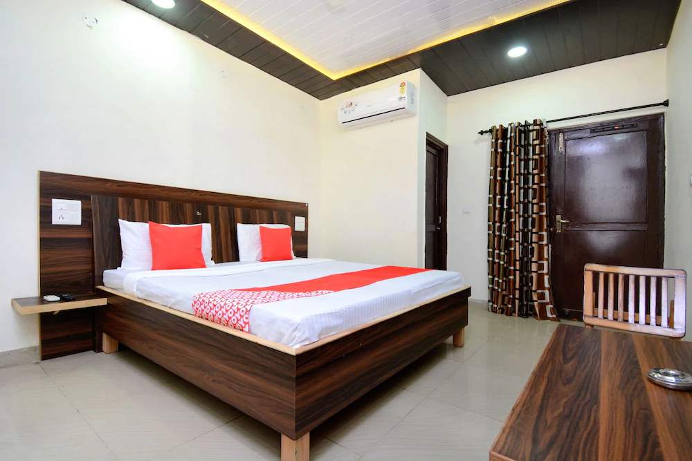 Hotel Anmol By OYO Rooms
