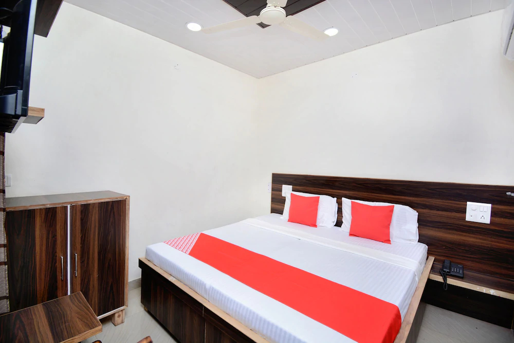 Hotel Anmol By OYO Rooms