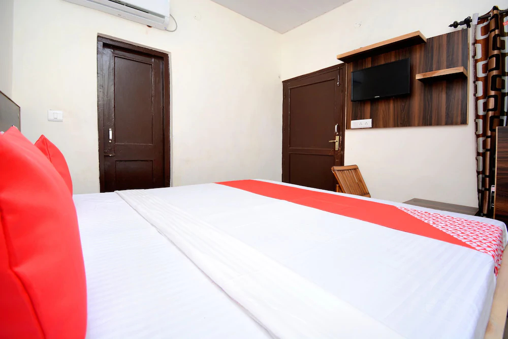 Hotel Anmol By OYO Rooms