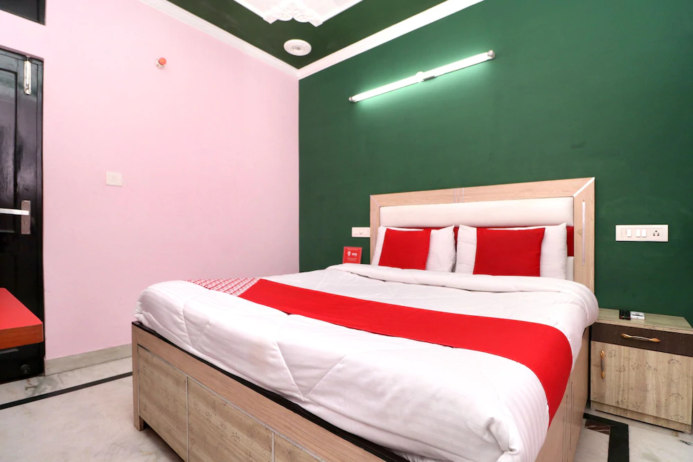 Hotel City Luxury 45 By OYO