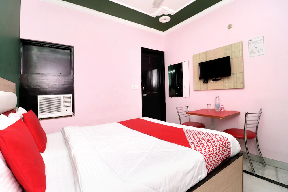 Hotel City Luxury 45 By OYO