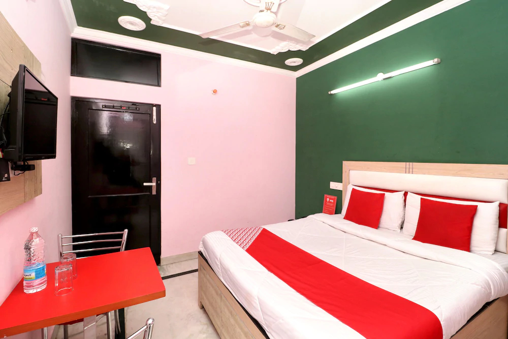 Hotel City Luxury 45 By OYO