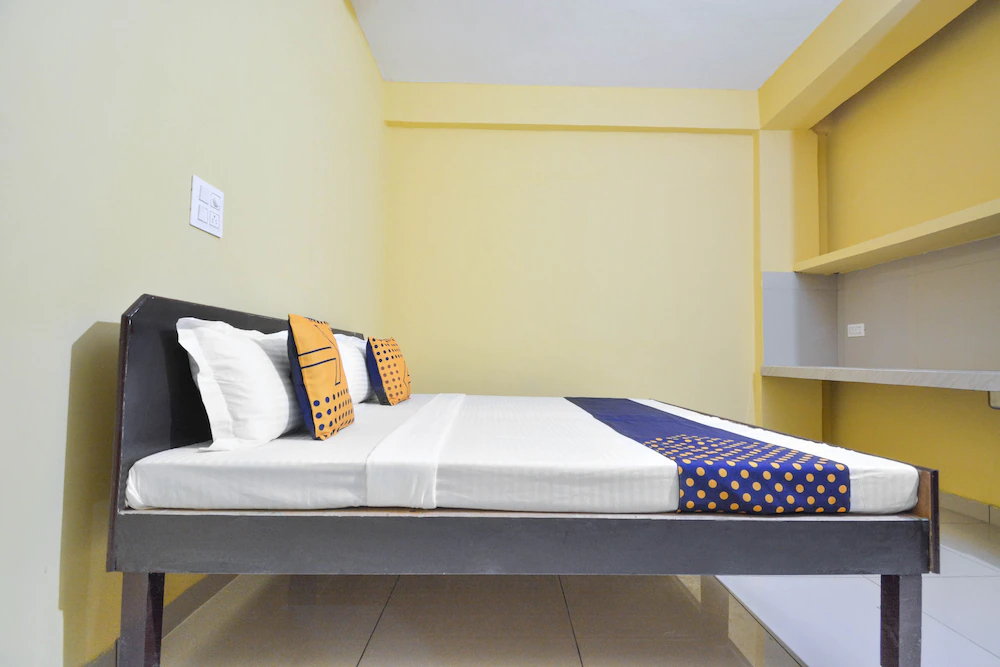 Hotel Diamond by OYO Rooms