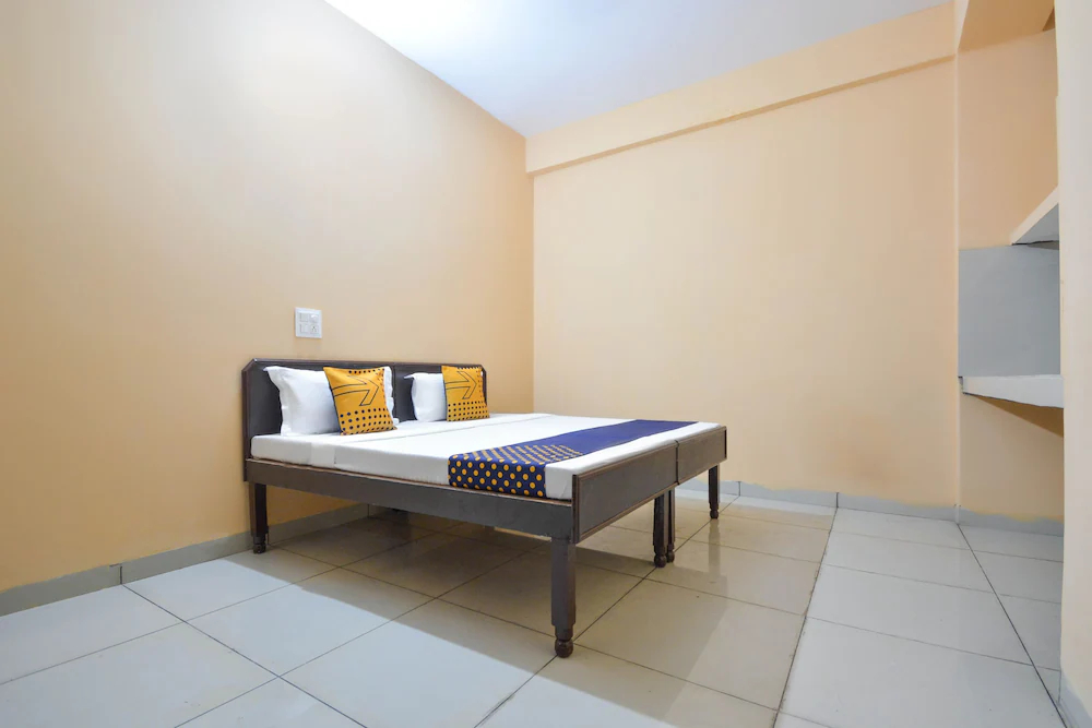 Hotel Diamond by OYO Rooms