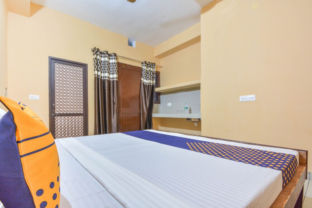 Hotel Diamond by OYO Rooms