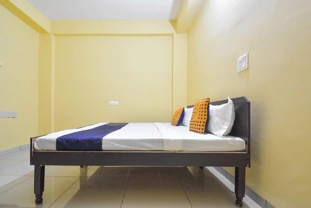 Hotel Diamond by OYO Rooms