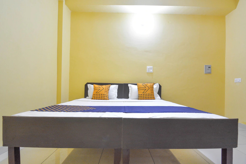 Hotel Diamond by OYO Rooms