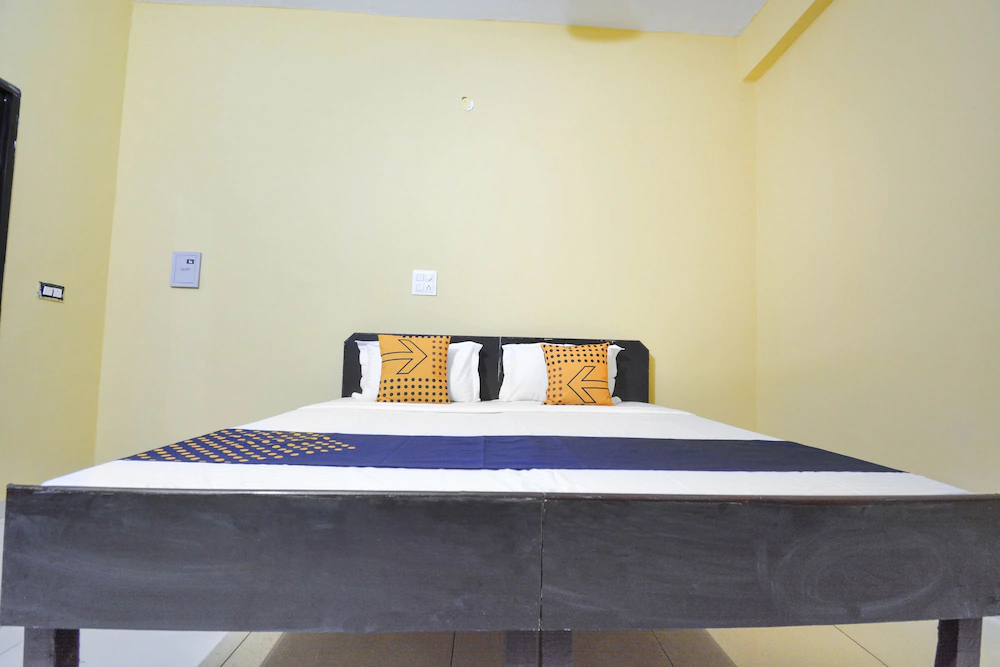Hotel Diamond by OYO Rooms