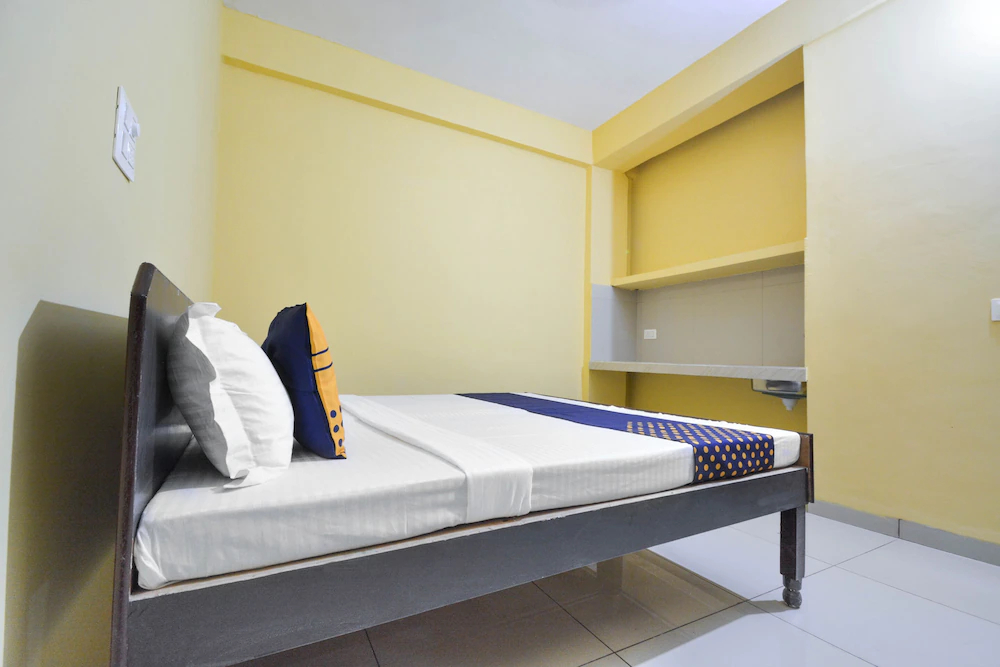 Hotel Diamond by OYO Rooms