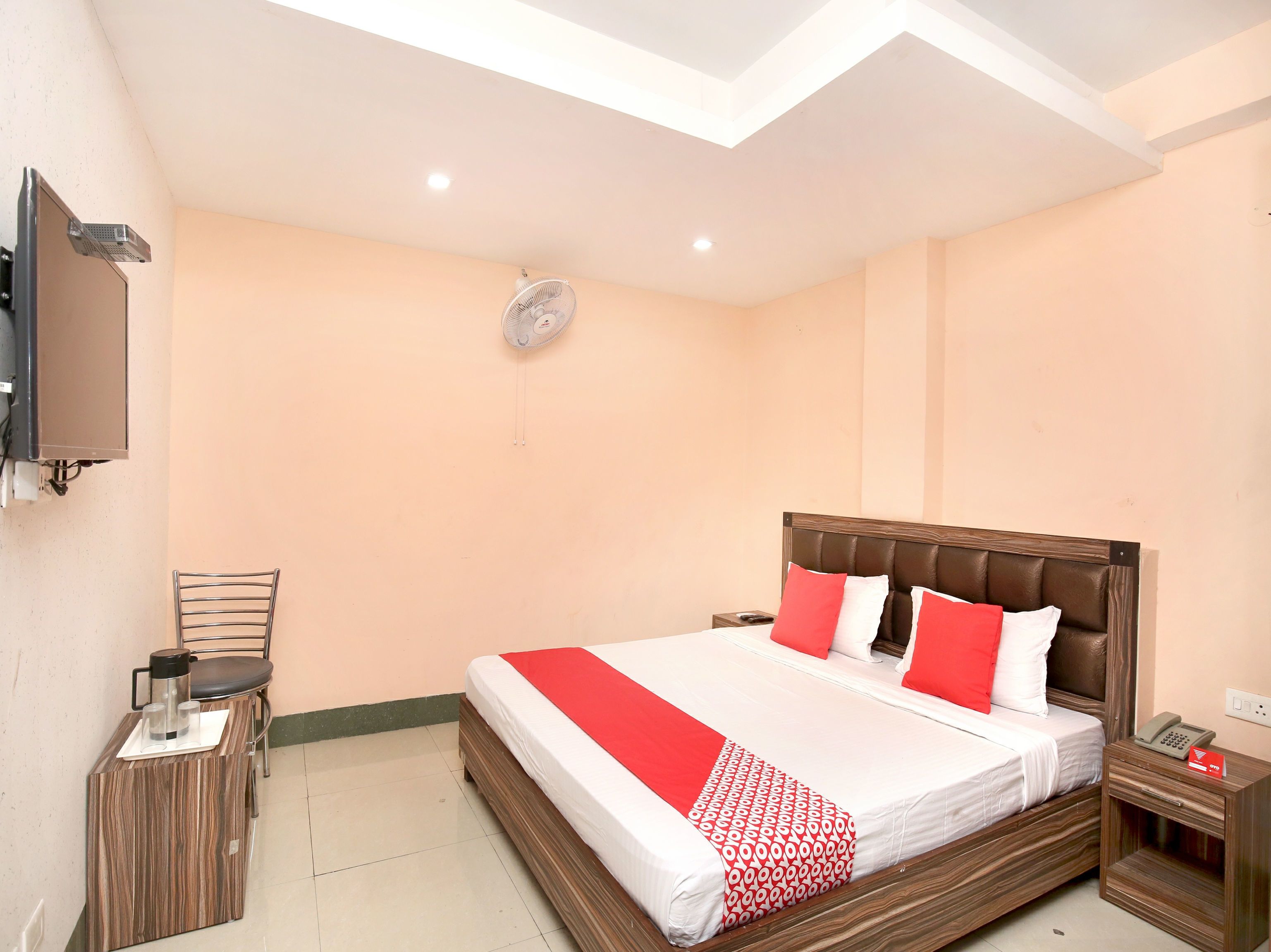 Hotel Ess Pee Grand by OYO