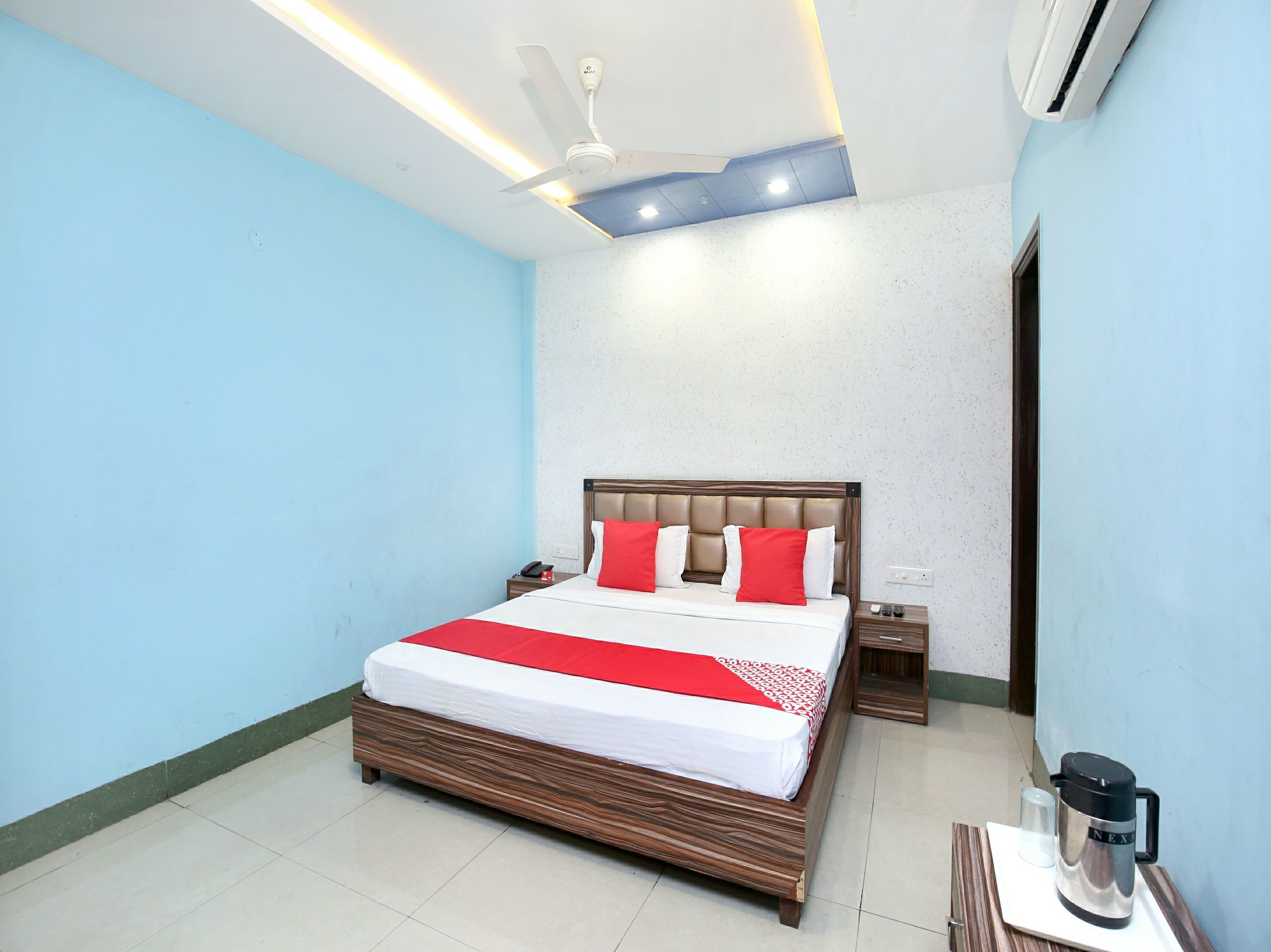 Hotel Ess Pee Grand by OYO