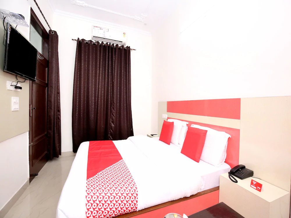 Hotel Kamal Palace By OYO Rooms