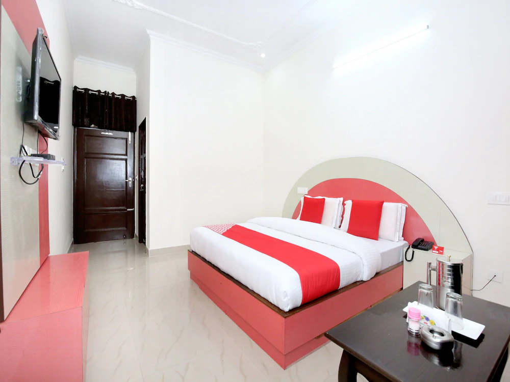 Hotel Kamal Palace By OYO Rooms