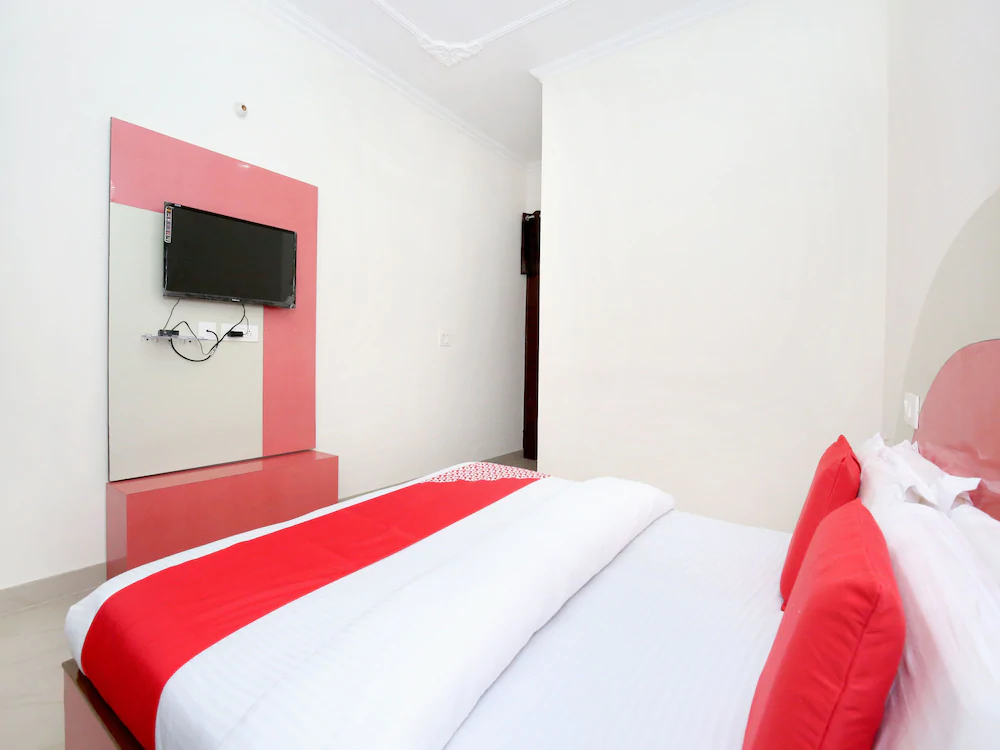 Hotel Kamal Palace By OYO Rooms