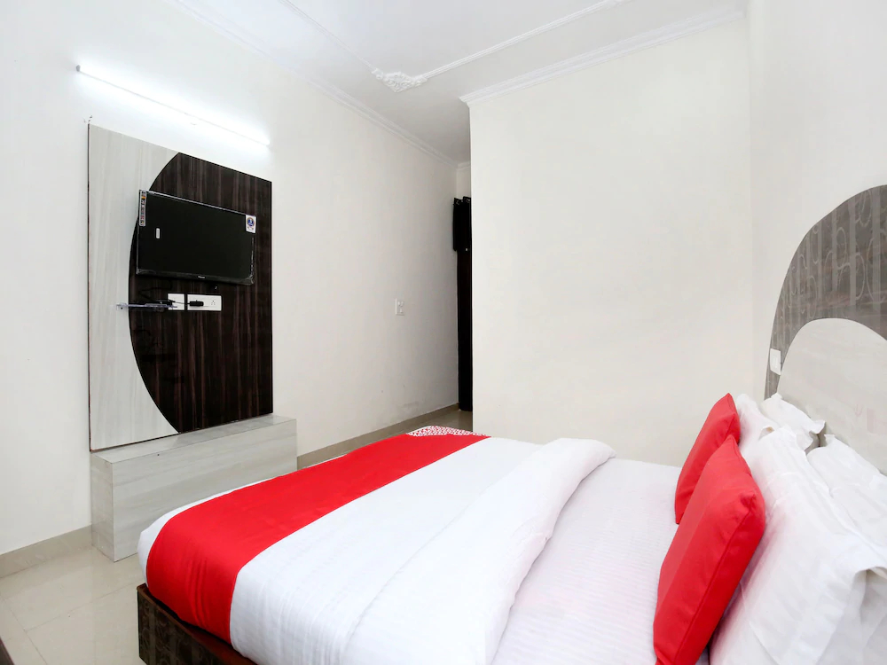 Hotel Kamal Palace By OYO Rooms