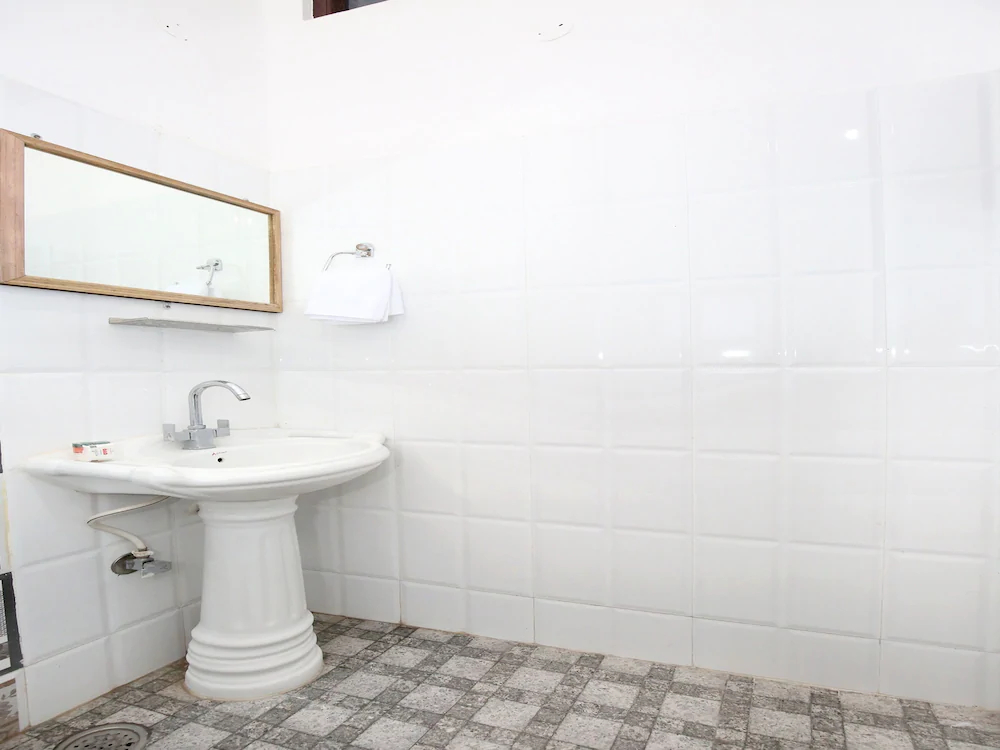 Hotel Kamal Palace By OYO Rooms