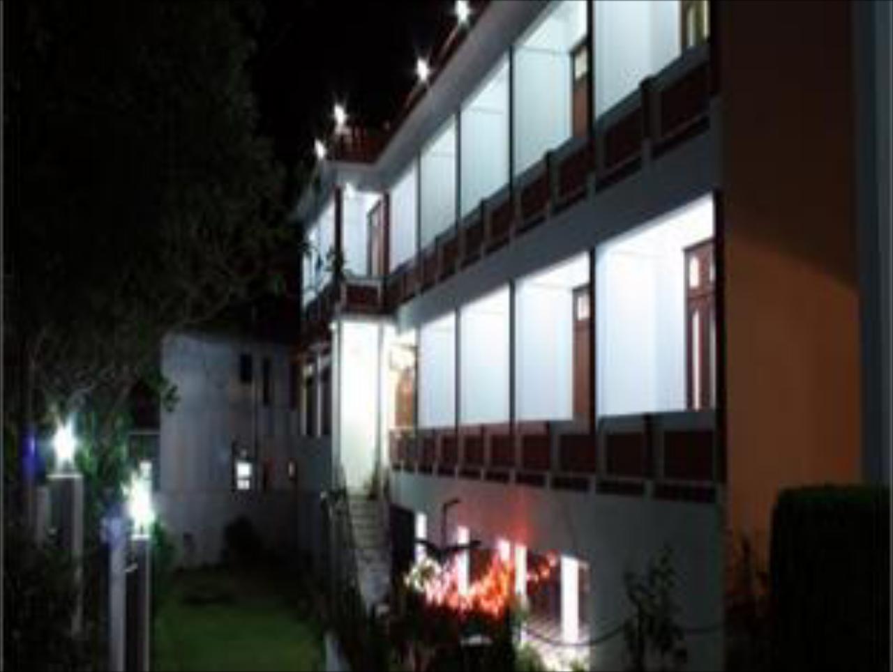 Hotel Maya Regency