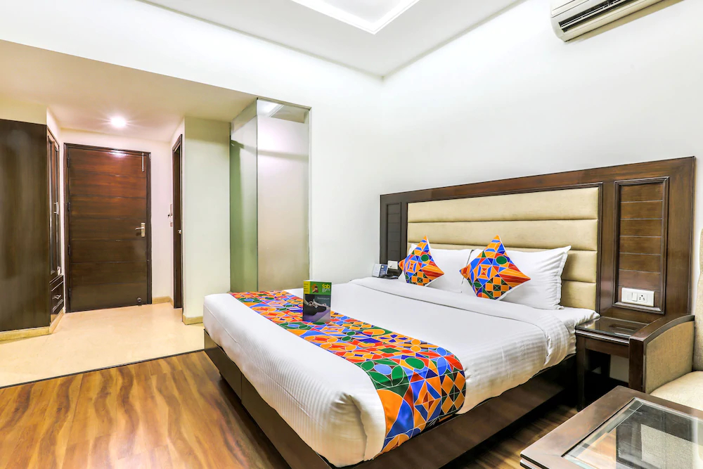 Hotel Metro 35 by FabHotel
