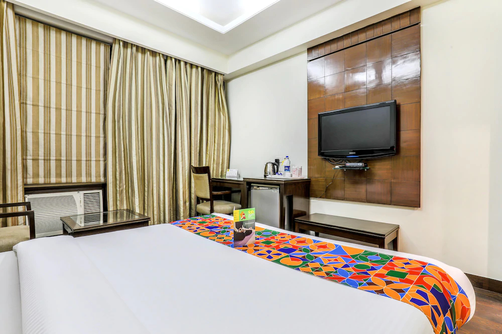 Hotel Metro 35 by FabHotel