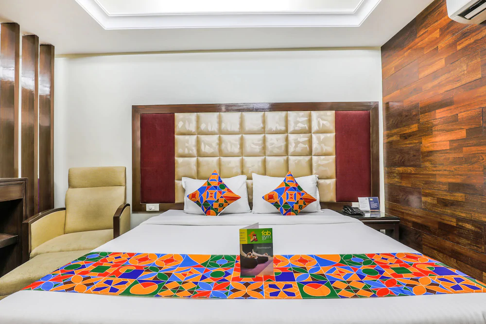 Hotel Metro 35 by FabHotel