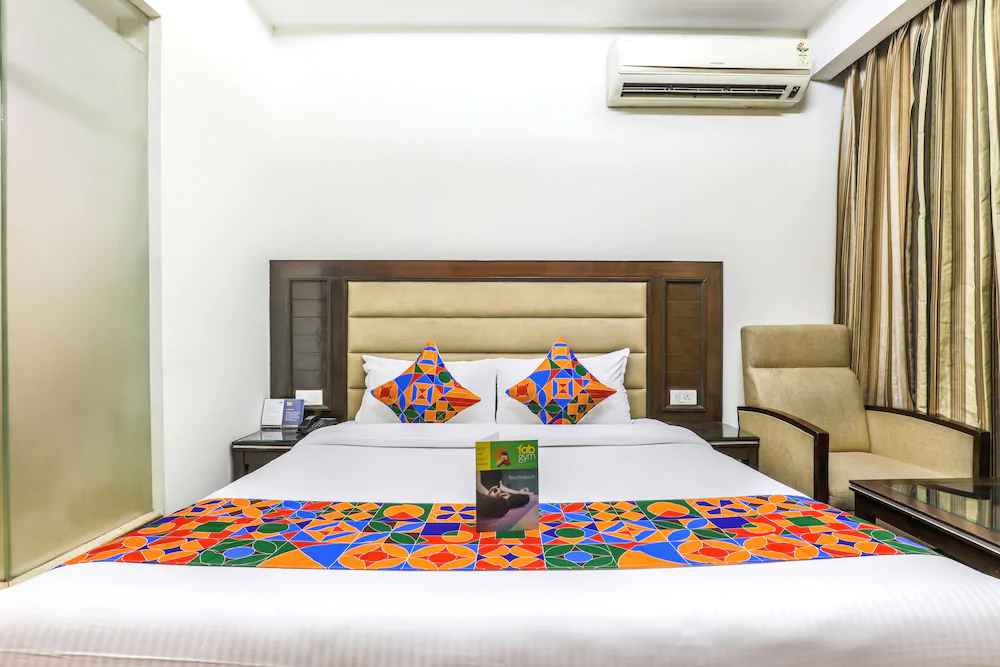 Hotel Metro 35 by FabHotel