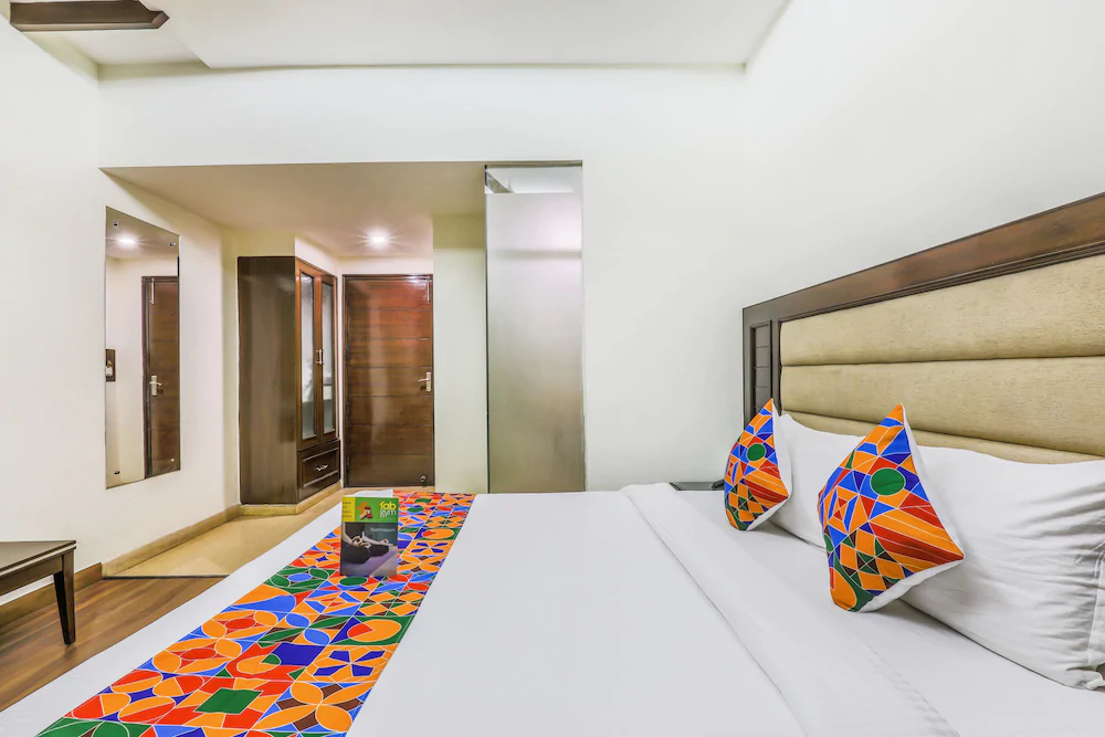 Hotel Metro 35 by FabHotel
