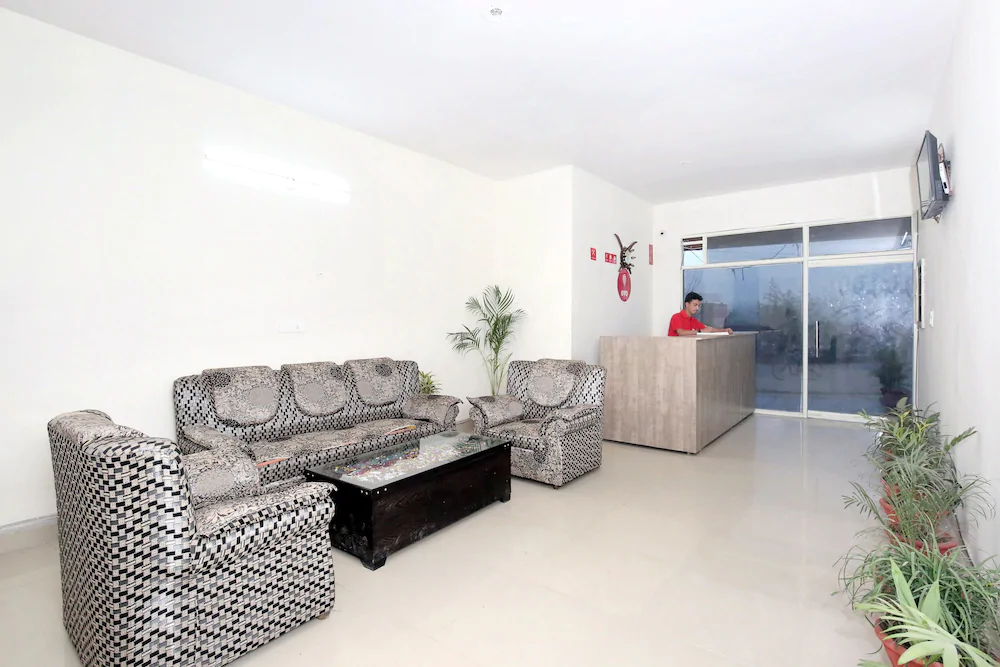 Hotel Noor by OYO Rooms