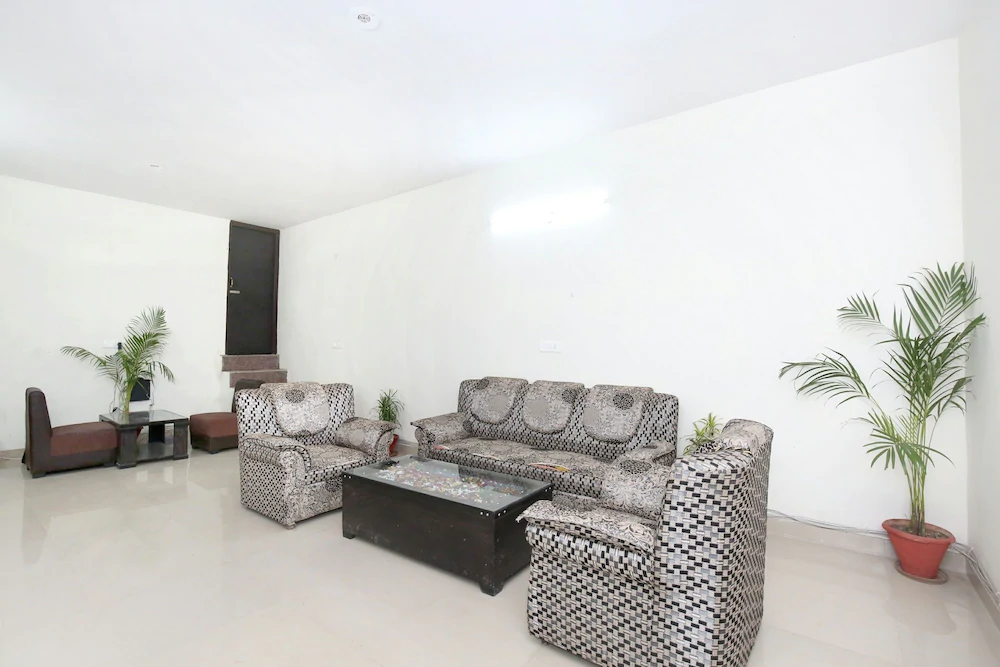 Hotel Noor by OYO Rooms