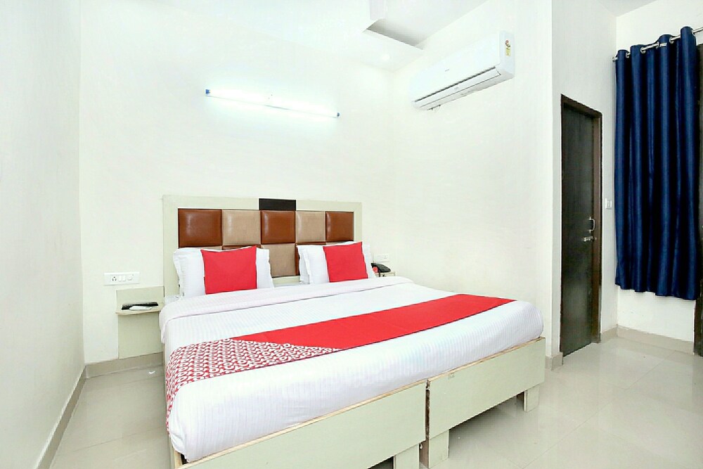 Hotel Noor by OYO Rooms