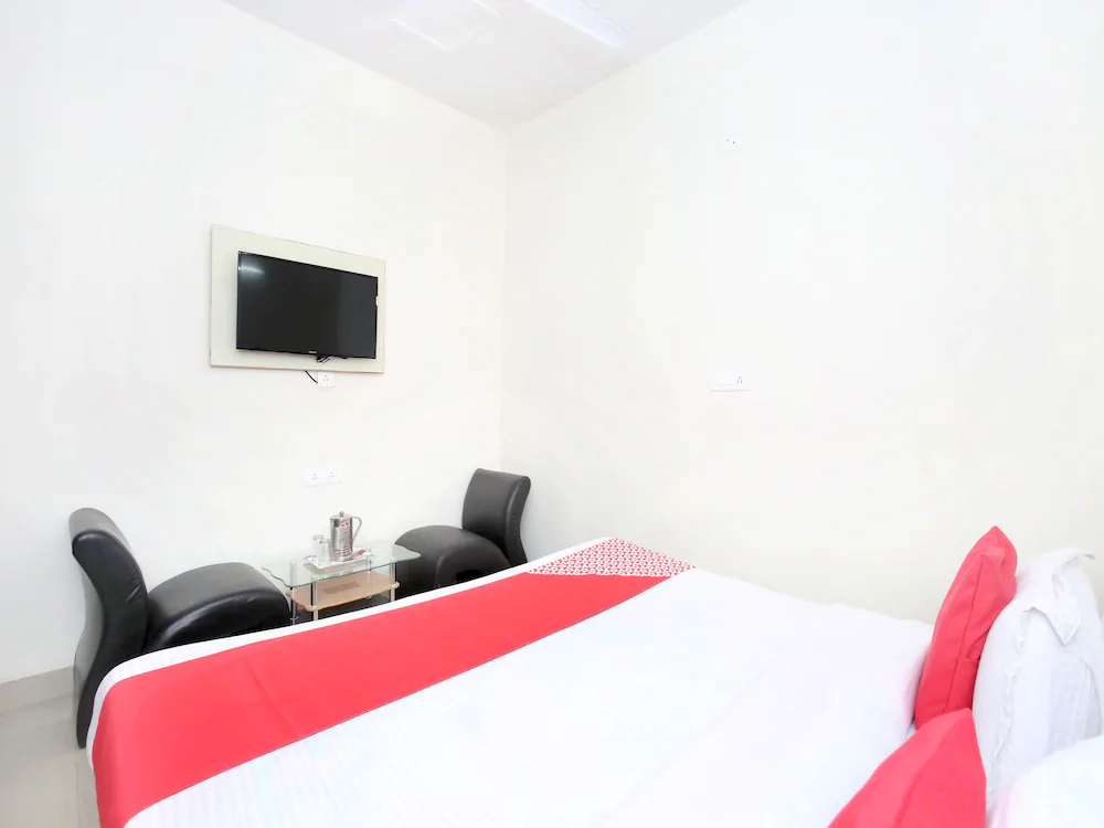 Hotel Noor by OYO Rooms