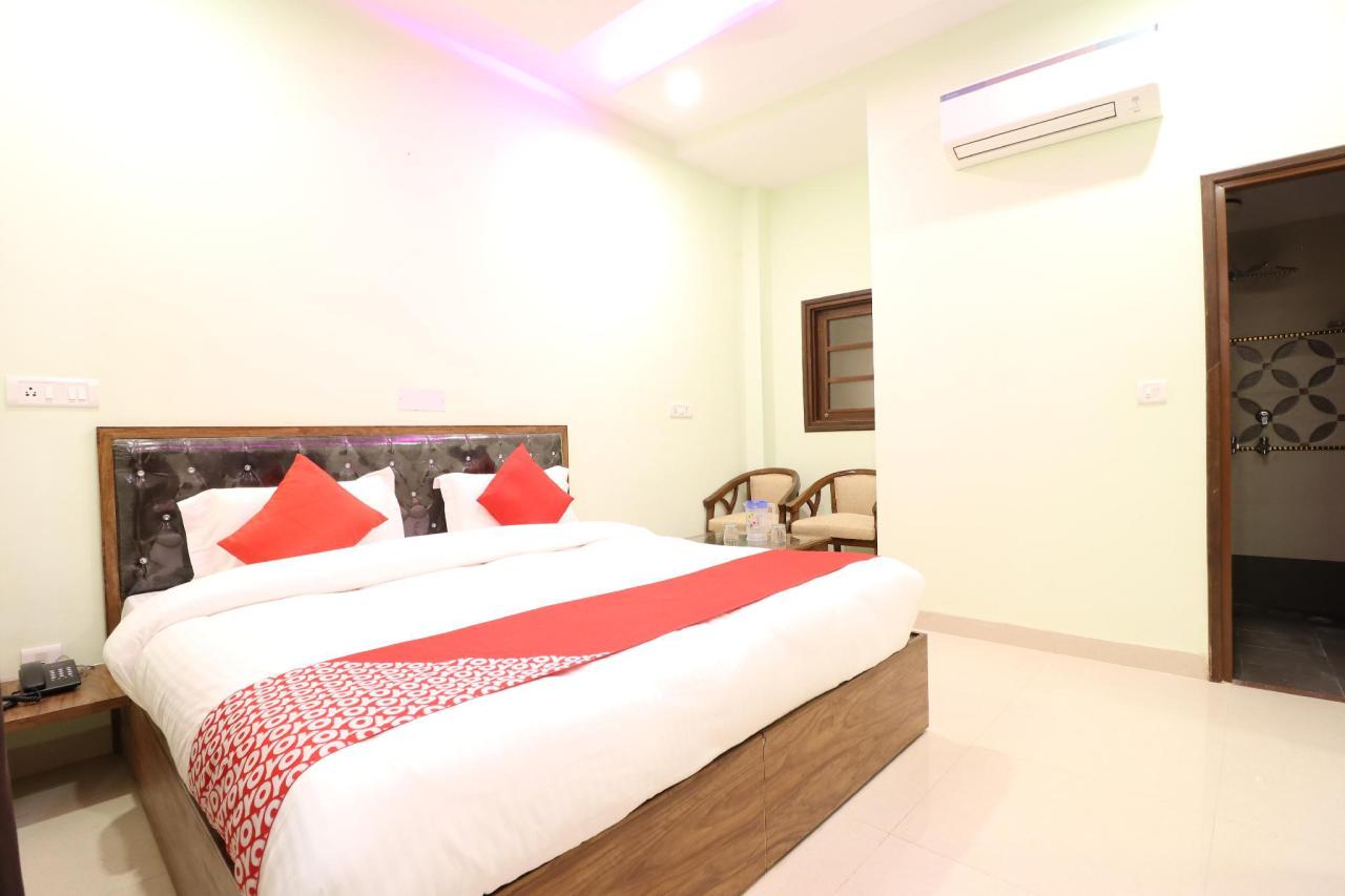 Hotel Pearl 42 by OYO Rooms