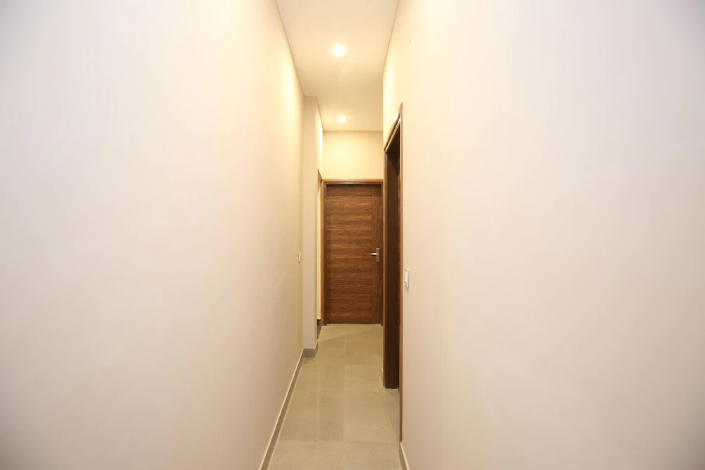 Hotel Platina By OYO Rooms
