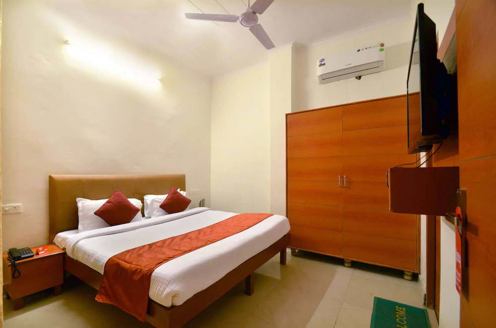Hotel Platinum Inn