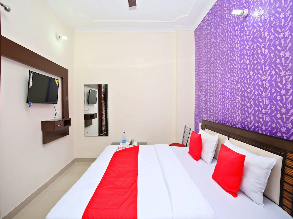 Hotel Randhawa By OYO Rooms