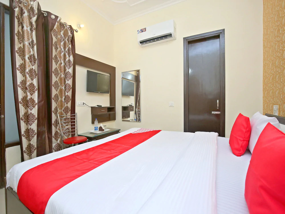 Hotel Randhawa By OYO Rooms