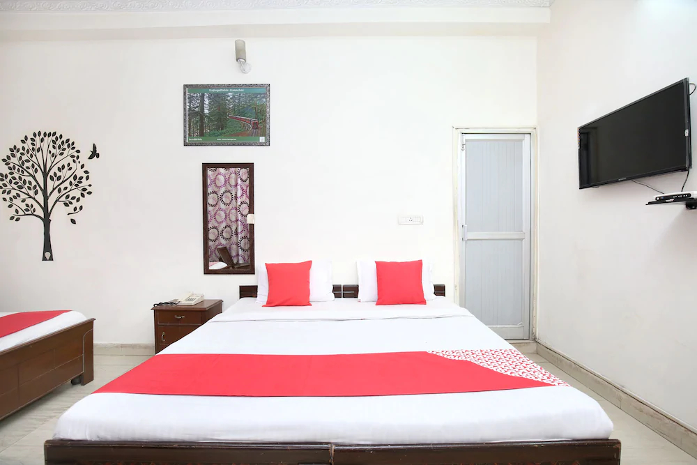 Hotel Re-Birth