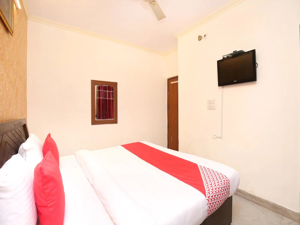 Hotel Regal Plaza By OYO Rooms