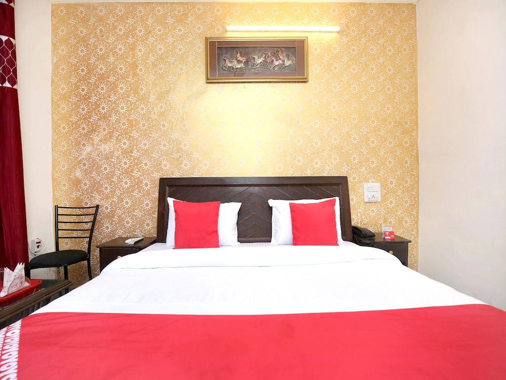 Hotel Regal Plaza By OYO Rooms