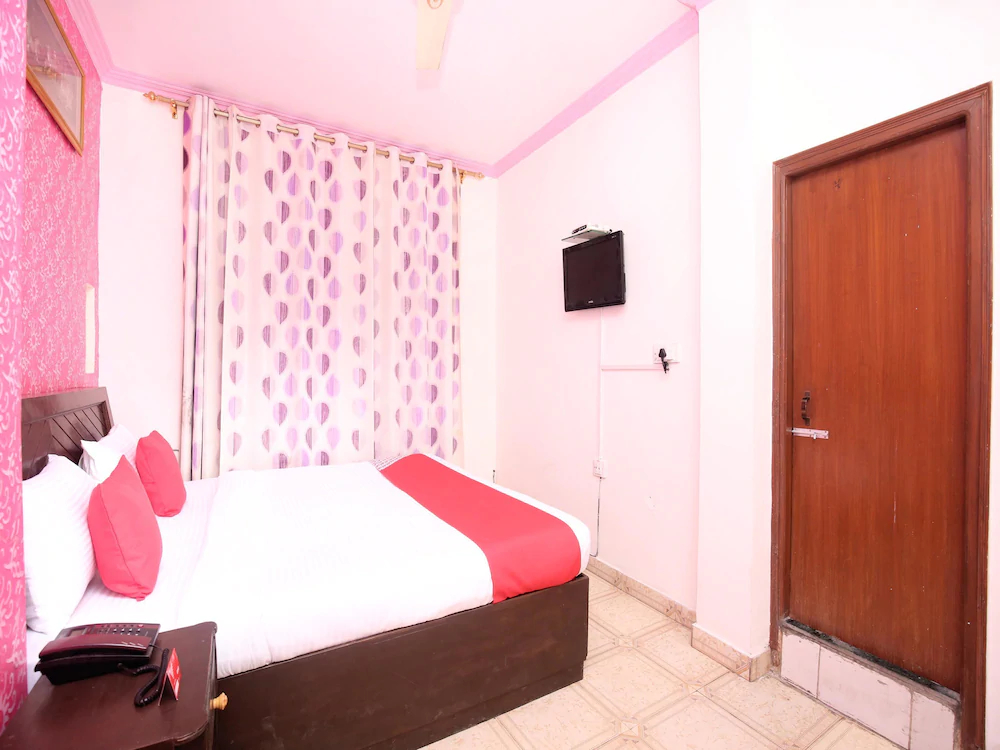 Hotel Regal Plaza By OYO Rooms
