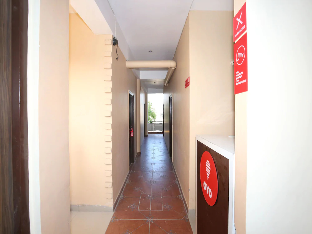 Hotel Riyasat By OYO Rooms
