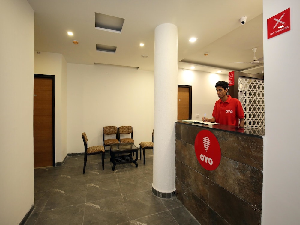 Hotel Seven by OYO Rooms