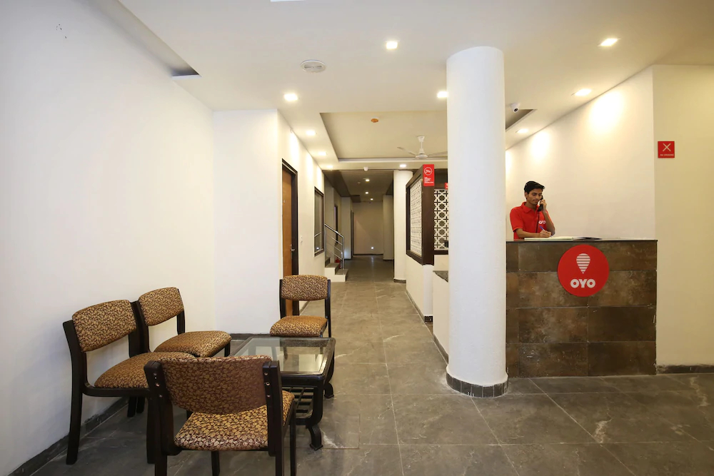 Hotel Seven by OYO Rooms