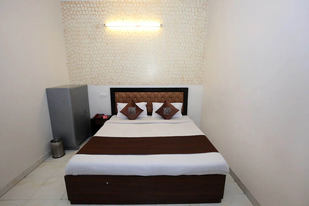 Hotel Shingar Regency by OYO Rooms