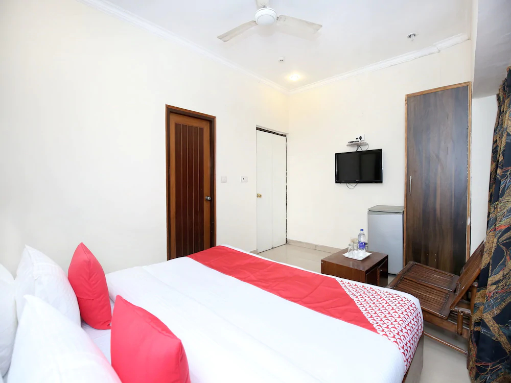 Hotel Supreme by Oyo Rooms