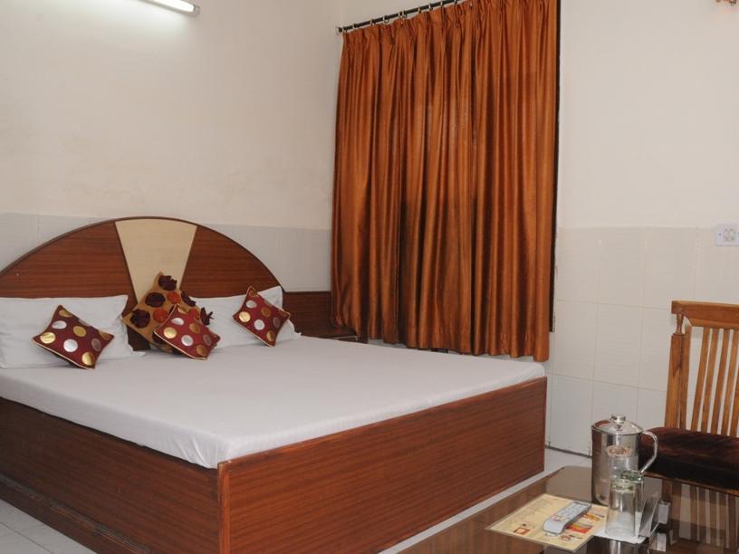 Hotel Surya Palace